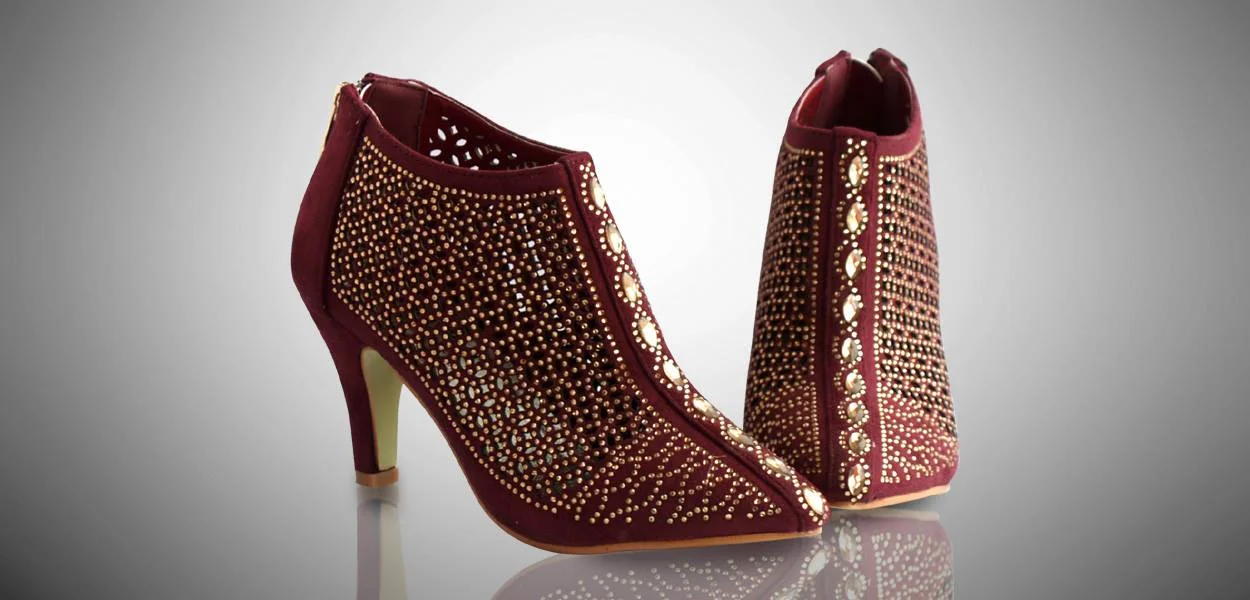 WOMENS FOOTWARE